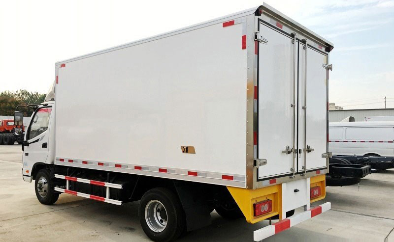 厢长4.2米福田欧马可冷藏车 中短途冷链运输的得力干将