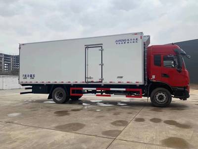 保山东风天锦5米冷藏车 专业冷链运输的高效解决方案