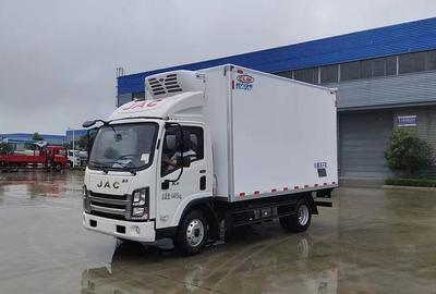 滨江区江淮威铃4米2冷藏车价格12.5万起，新产品配置抢眼